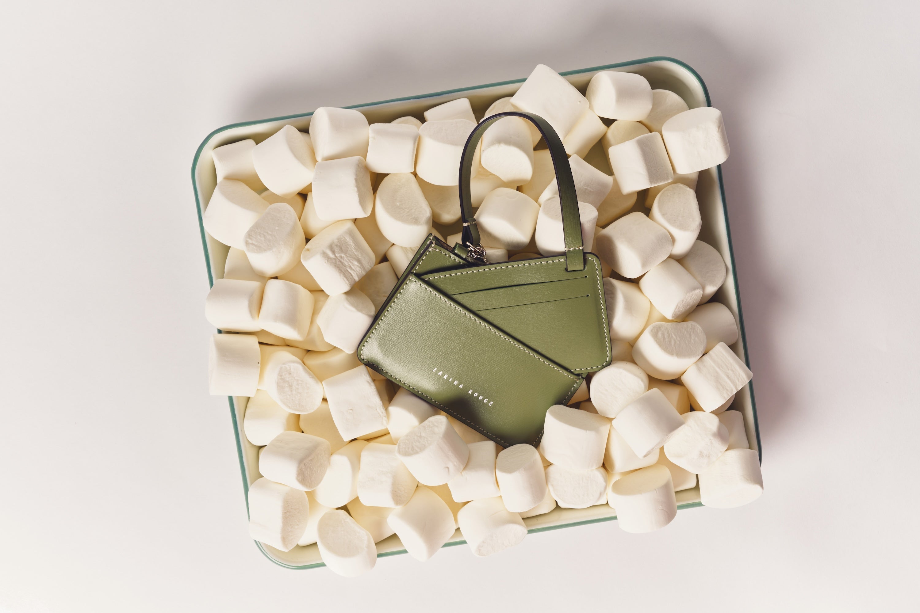 Lou Wallet in Kiwi